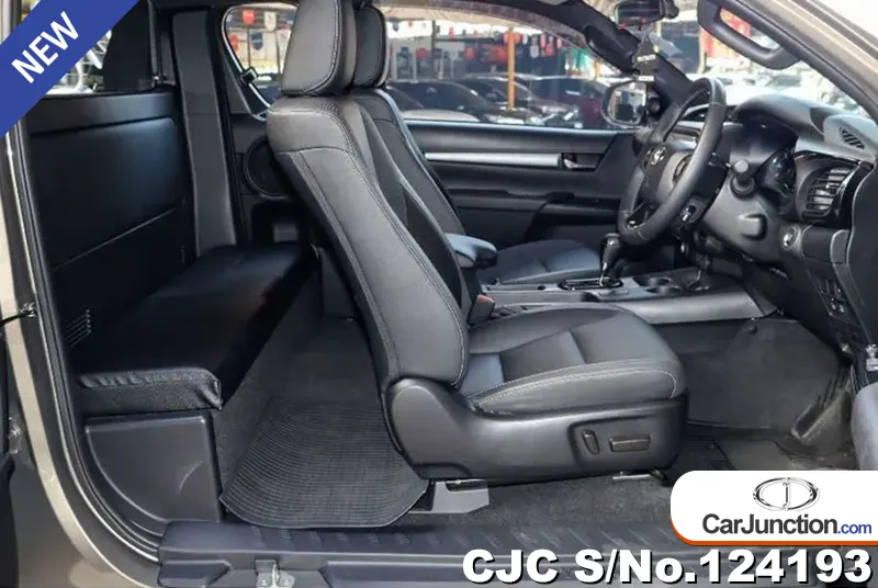 Toyota Hilux in Oxide Bronze Metallic for Sale Image 8