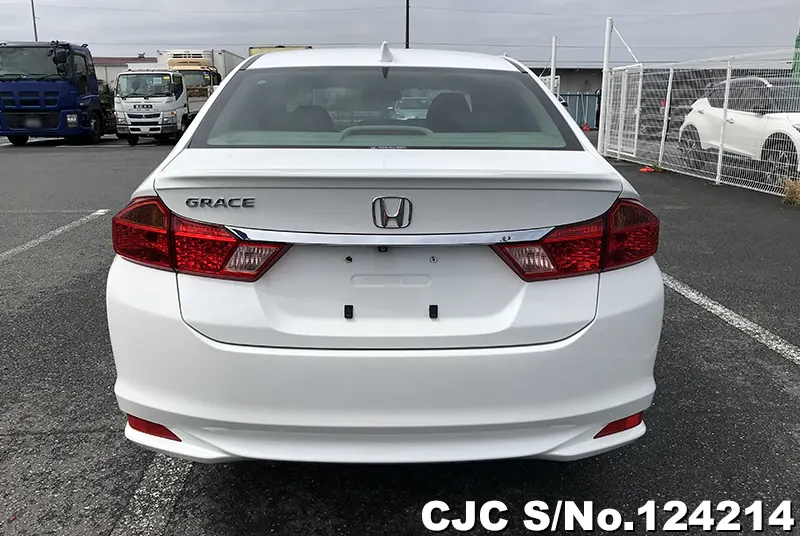 Honda Grace in Pearl for Sale Image 5