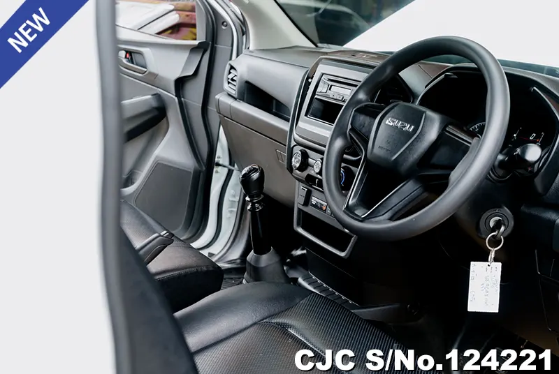 Isuzu D-Max in White for Sale Image 6