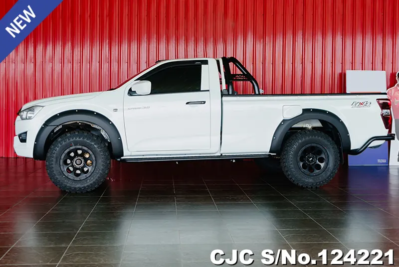 Isuzu D-Max in White for Sale Image 3
