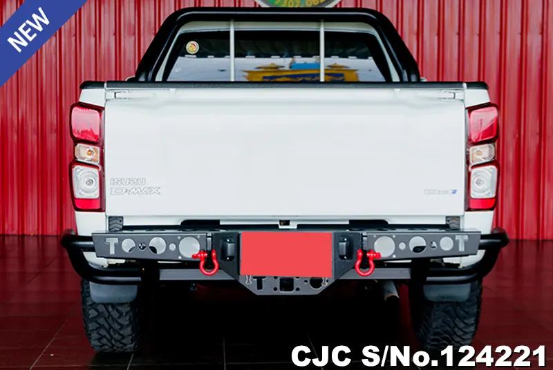 Isuzu D-Max in White for Sale Image 2