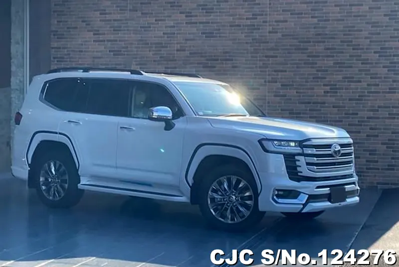 Toyota / Land Cruiser 2023