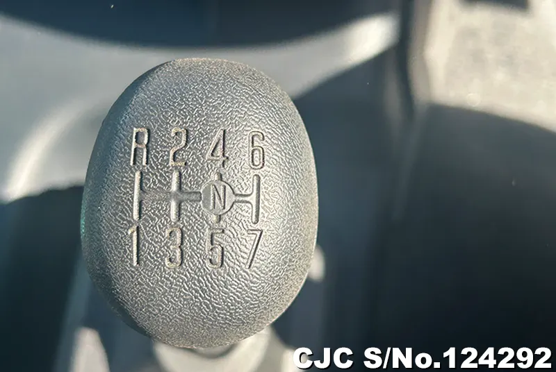 2015 Isuzu / Giga Stock No. 124292