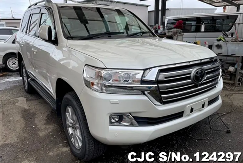 Toyota / Land Cruiser 2016