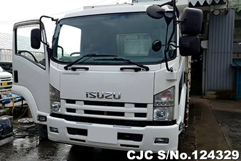 Isuzu / Forward 2014