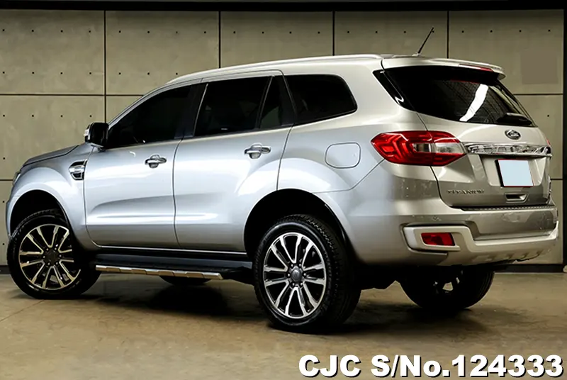 Ford Everest in Silver for Sale Image 1