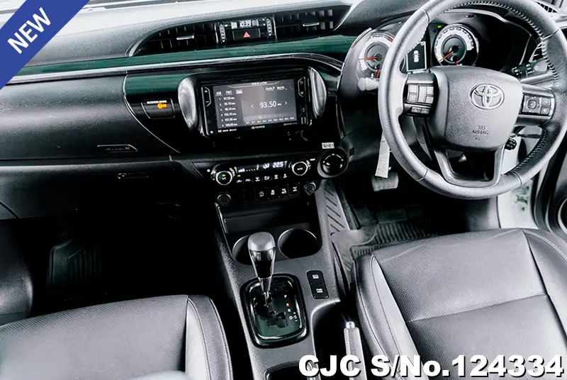 Toyota Hilux in White for Sale Image 5