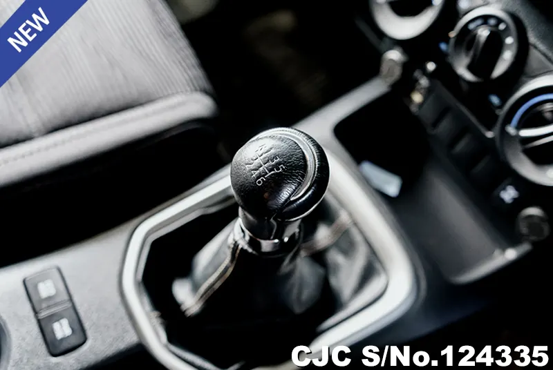 Toyota Hilux in Gray for Sale Image 13