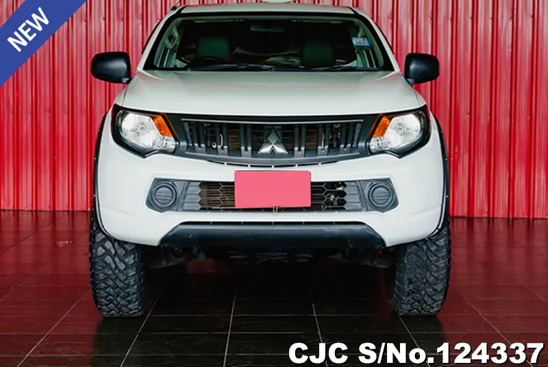 Mitsubishi Triton in White for Sale Image 1