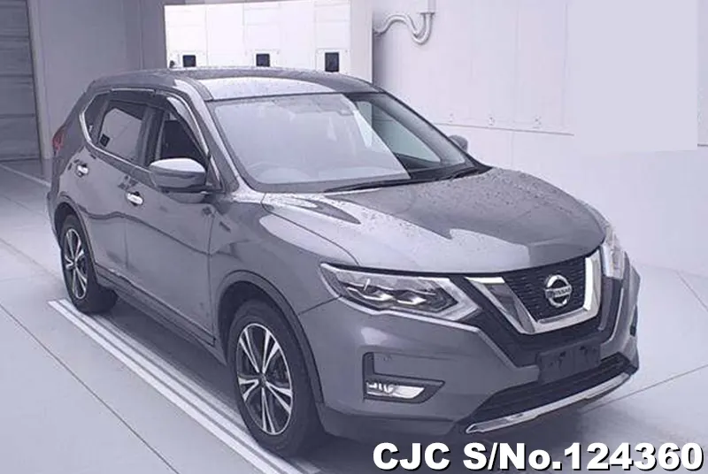 Nissan / X-Trail 2018