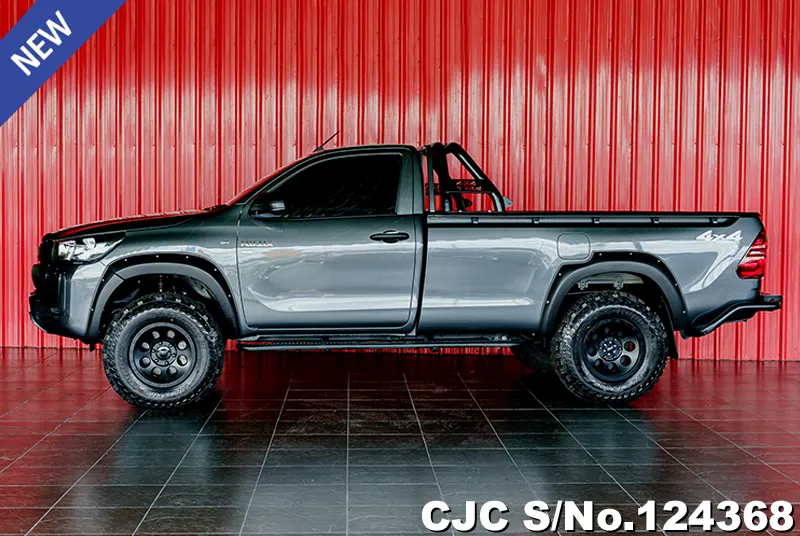 Toyota Hilux in Gray for Sale Image 4