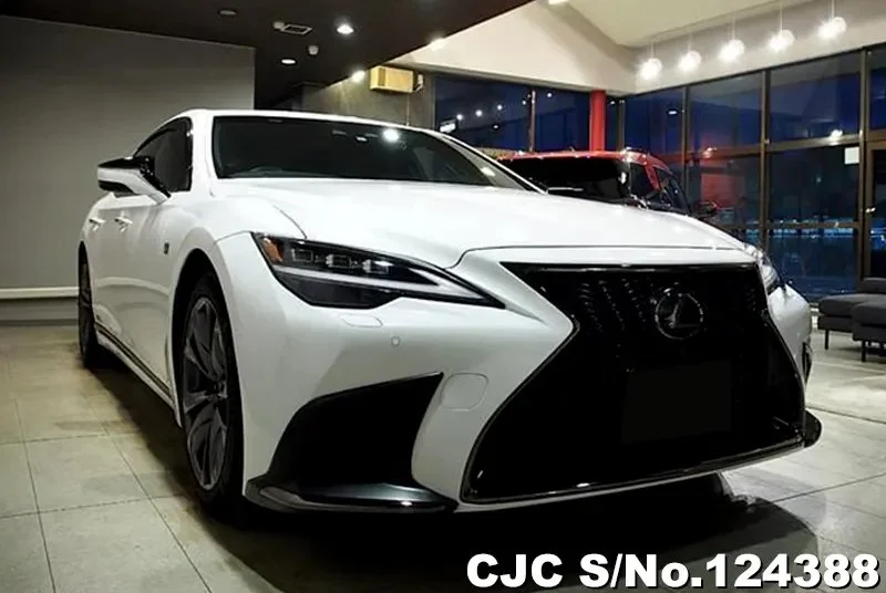 Lexus / LS500H 2021