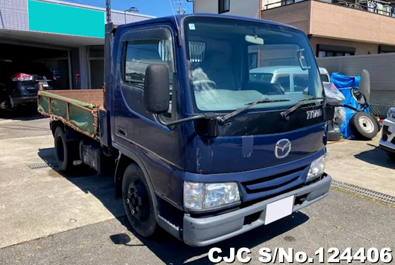 Mazda / Titan 2001