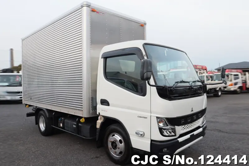 Mitsubishi / Canter 2022