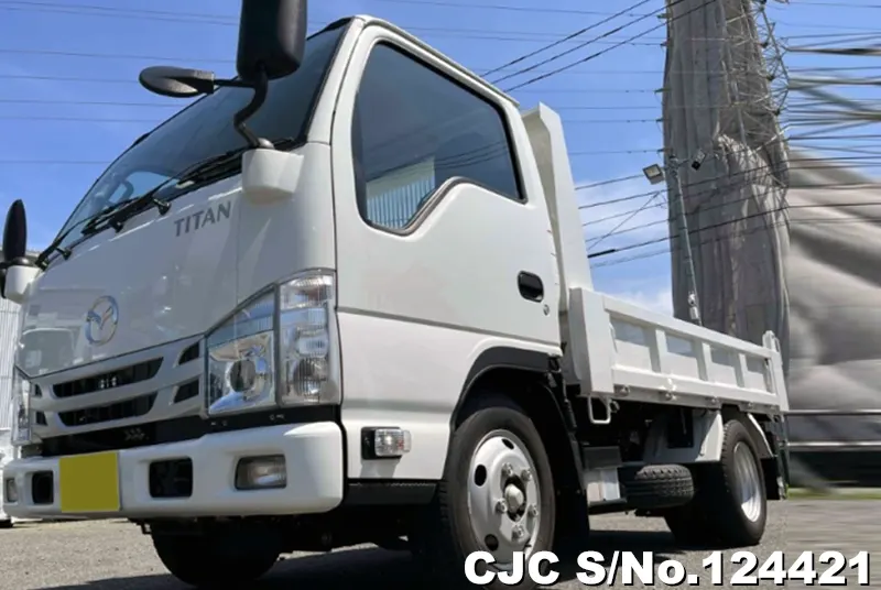Mazda / Titan 2022