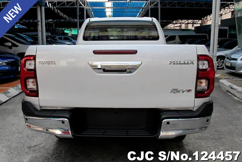 Toyota Hilux in White for Sale Image 5