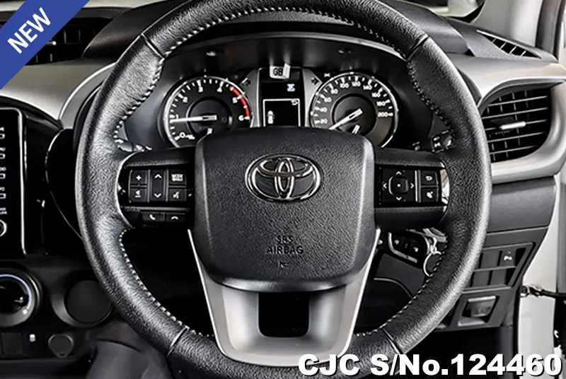 Toyota Hilux in White for Sale Image 10
