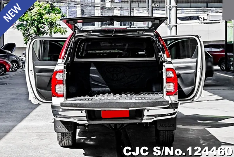 Toyota Hilux in White for Sale Image 5