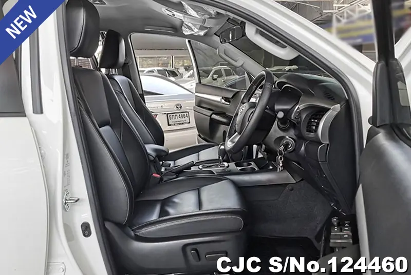 Toyota Hilux in White for Sale Image 7