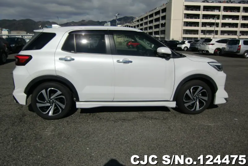 2020 Toyota / Raize Stock No. 124475