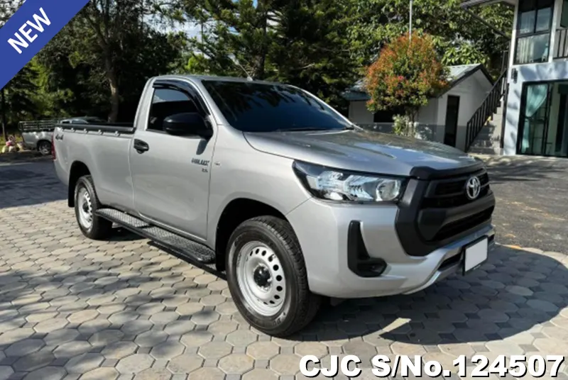 Toyota Hilux in Silver for Sale Image 0