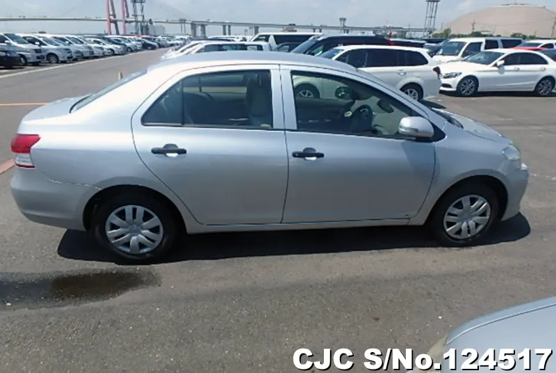 Toyota Belta in Silver for Sale Image 6