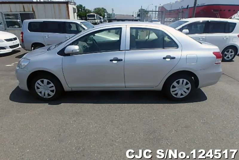 Toyota Belta in Silver for Sale Image 7