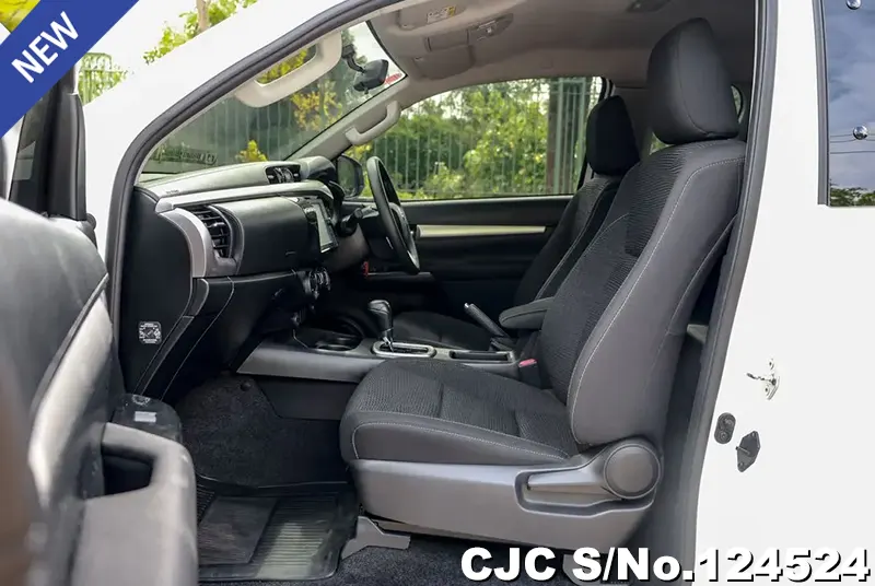 Toyota Hilux in White for Sale Image 11