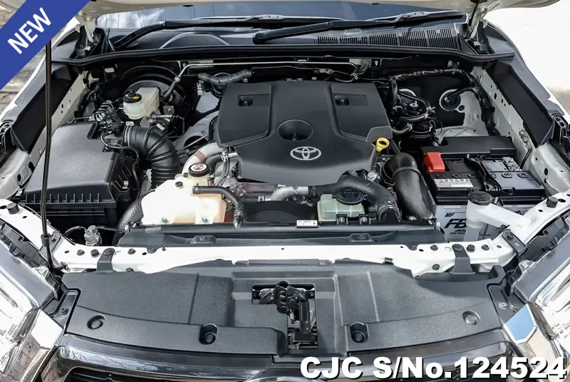 Toyota Hilux in White for Sale Image 18