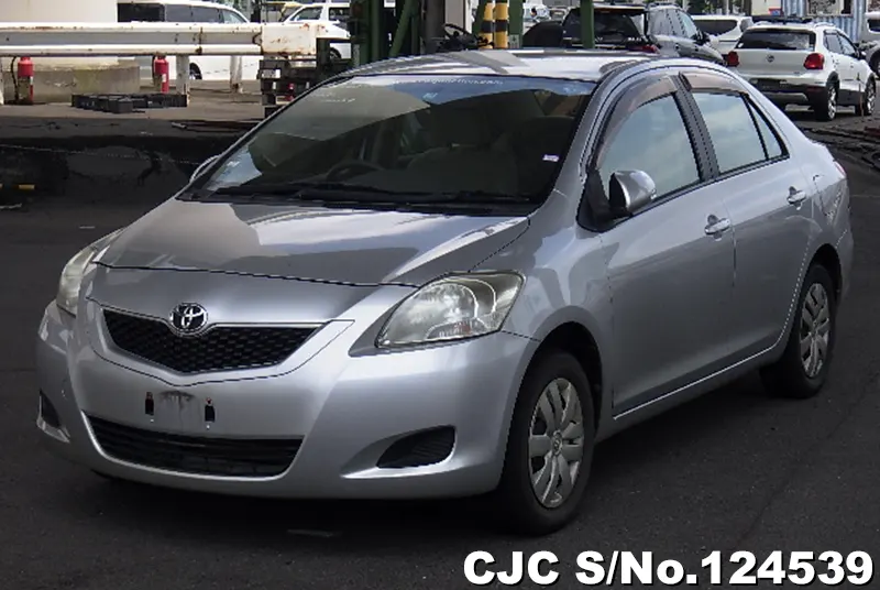 Toyota Belta in Silver for Sale Image 3