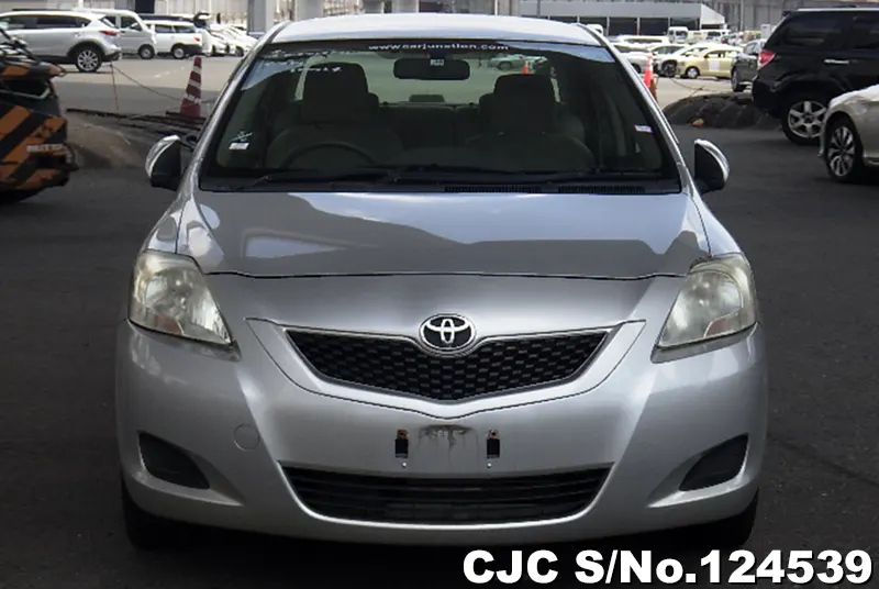 Toyota Belta in Silver for Sale Image 4