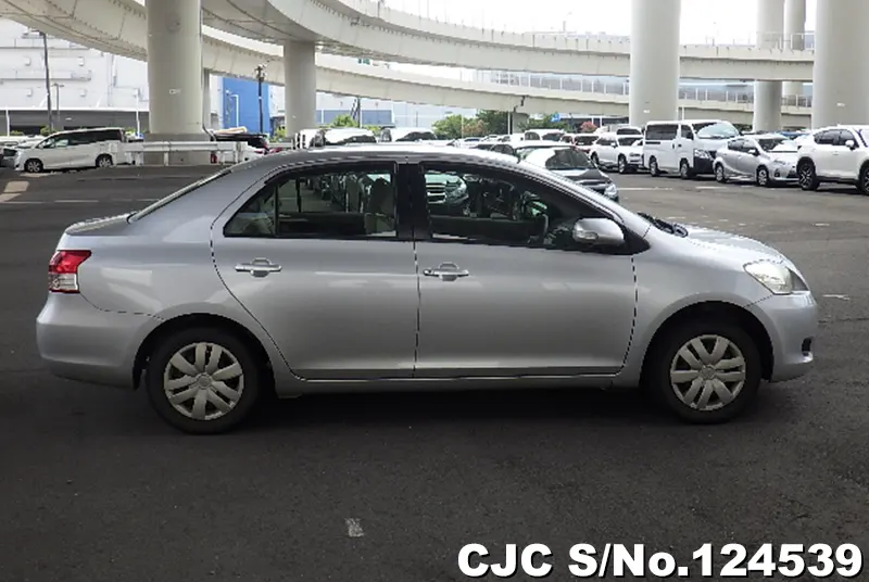 Toyota Belta in Silver for Sale Image 6