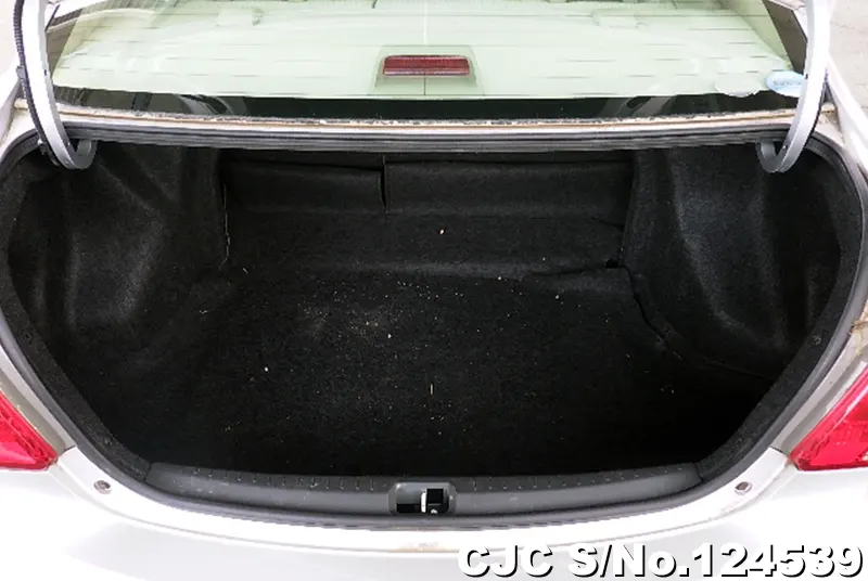 Toyota Belta in Silver for Sale Image 8