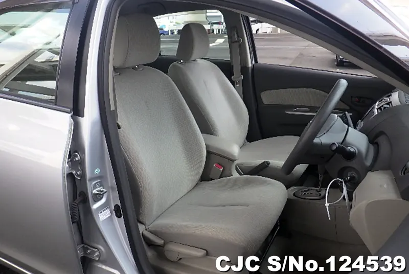 Toyota Belta in Silver for Sale Image 10