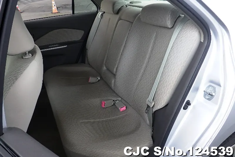Toyota Belta in Silver for Sale Image 13