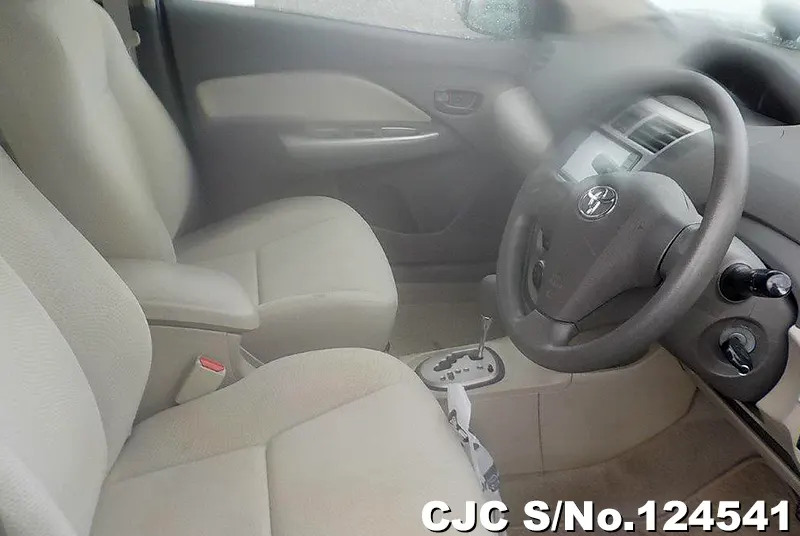 Toyota Belta in Light Blue for Sale Image 8
