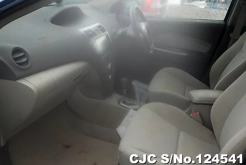 2009 Toyota / Belta Stock No. 124541