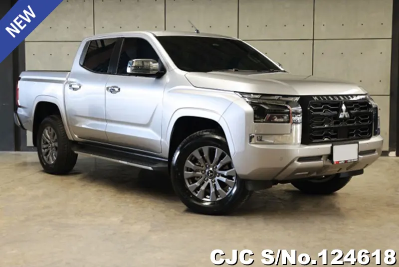 Mitsubishi / Triton 2024