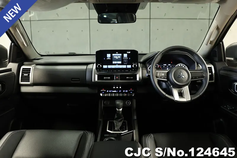 Mitsubishi Triton in Gray for Sale Image 5