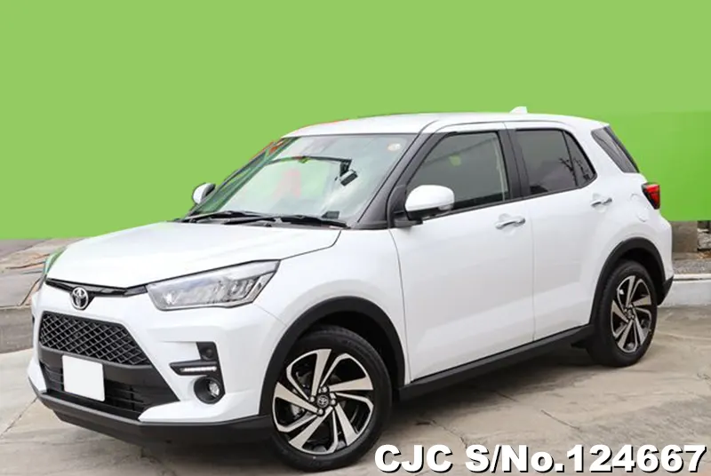 Toyota Raize in White for Sale Image 3