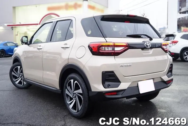 Toyota Raize in Brown for Sale Image 1