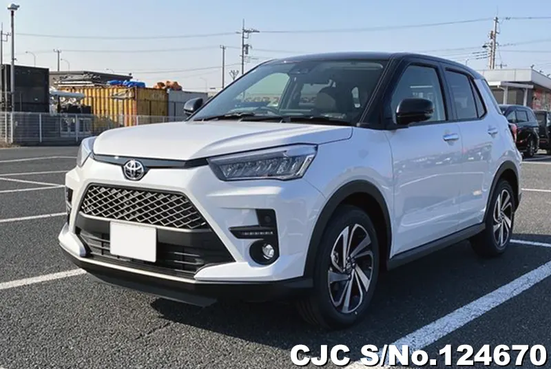 Toyota Raize in Pearl for Sale Image 3