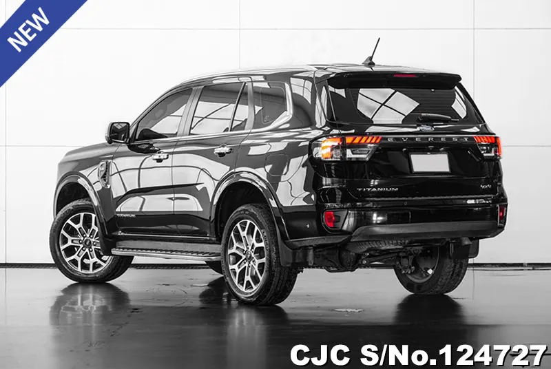 Ford Everest in Black for Sale Image 2