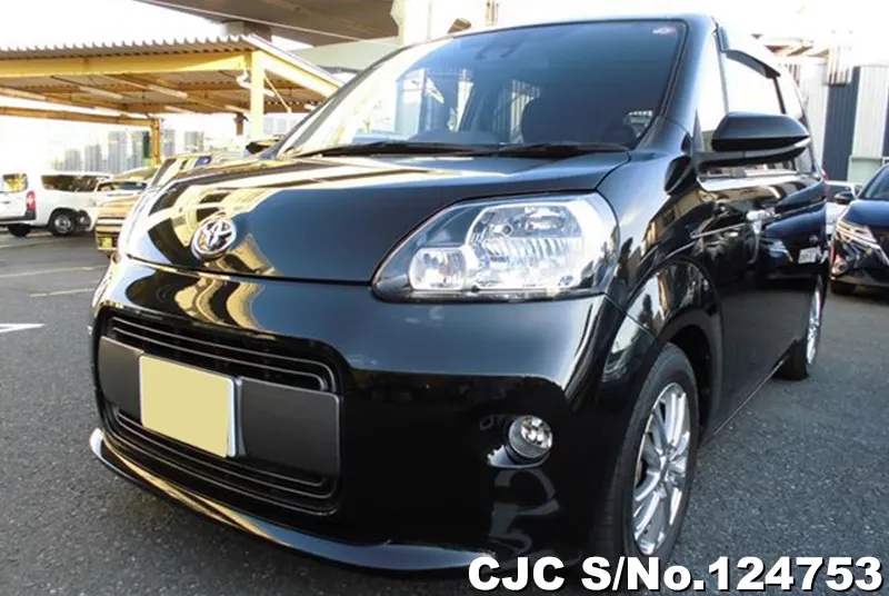 Toyota Porte in Black for Sale Image 3