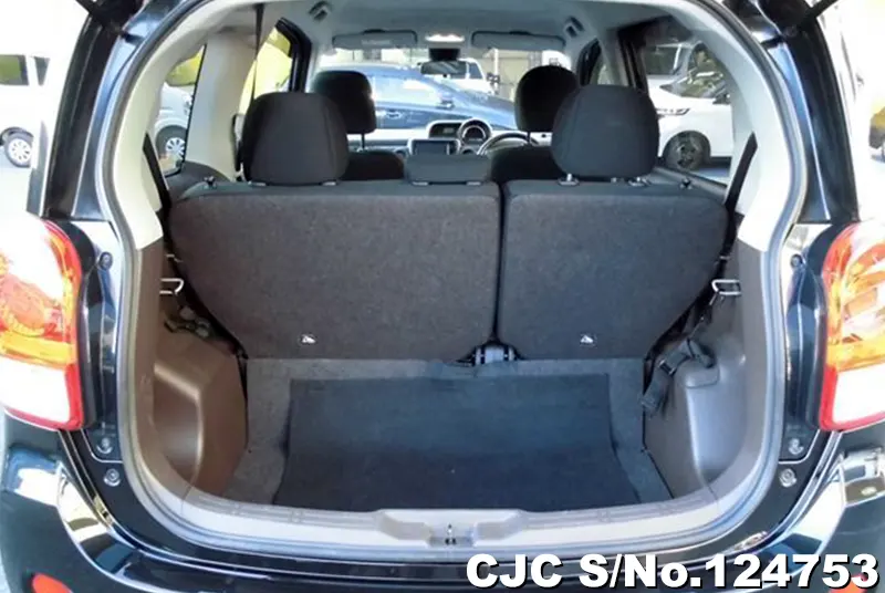 Toyota Porte in Black for Sale Image 8