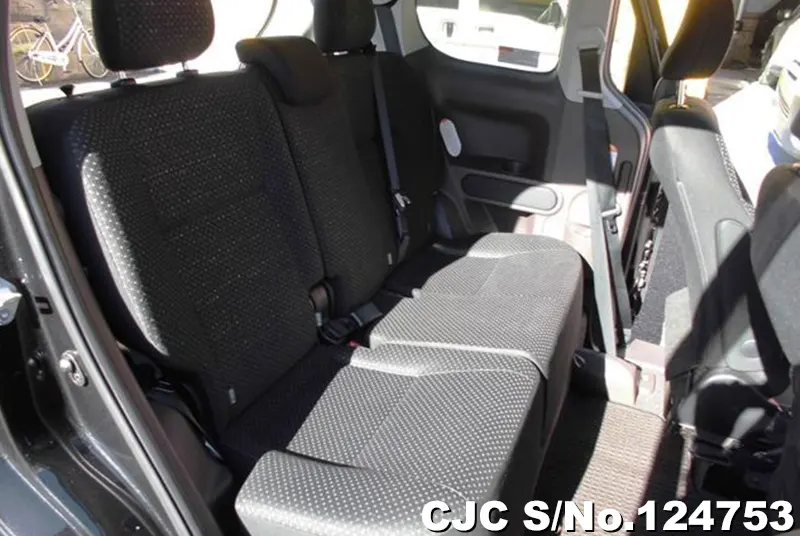Toyota Porte in Black for Sale Image 13