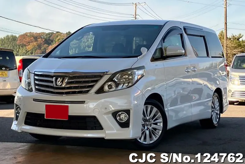 Toyota Alphard in White for Sale Image 3