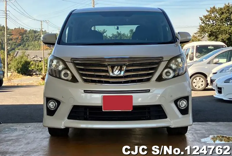 Toyota Alphard in White for Sale Image 4