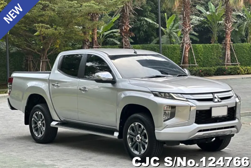 Mitsubishi / Triton 2020