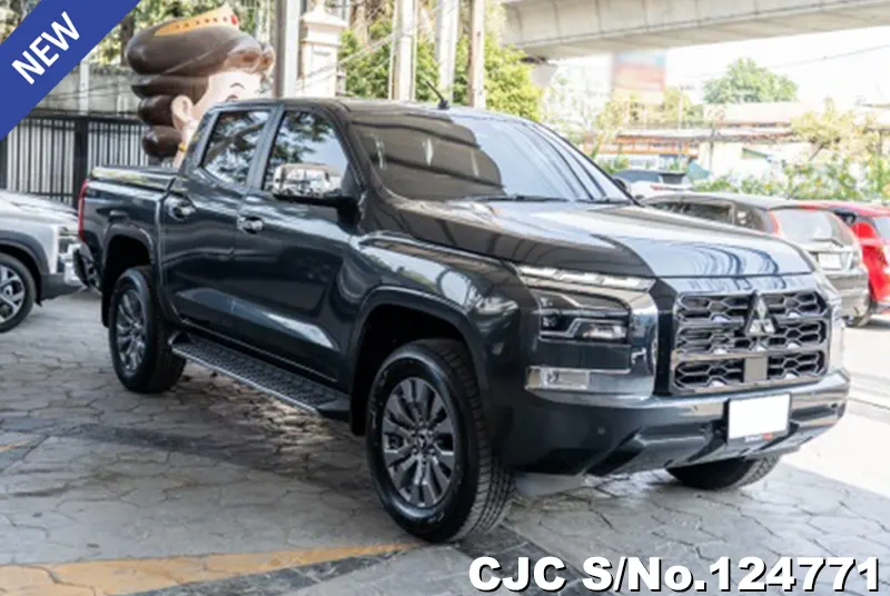 Mitsubishi / Triton 2025